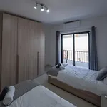아파트 Spacious 3 Bedroom In The Heart Of St Julians Saint Julian's