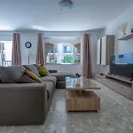 Spacious 3 Bedroom In The Heart Of St Julians 아파트 Saint Julian's