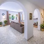 Apartment Spacious 3 Bedroom In The Heart Of St Julians