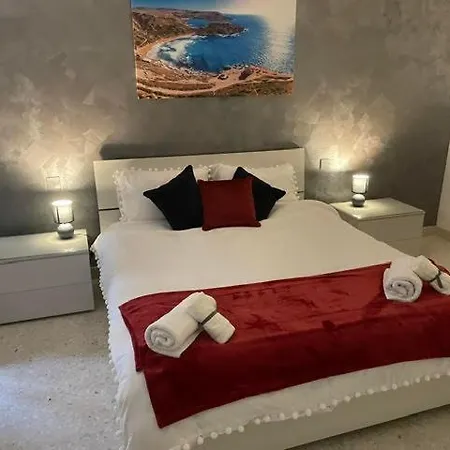 Spacious 3 Bedroom In The Heart Of St Julians Apartament St. Julian's