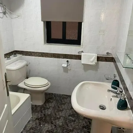 Apartament Spacious 3 Bedroom In The Heart Of St Julians