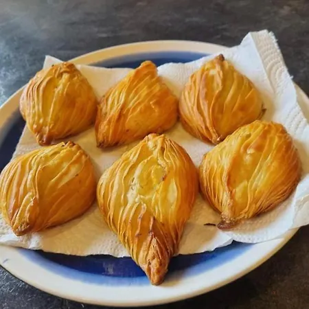 Apartament Spacious 3 Bedroom In The Heart Of St Julians