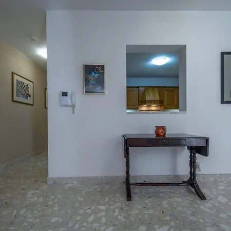 Spacious 3 Bedroom In The Heart Of St Julians St. Julian's