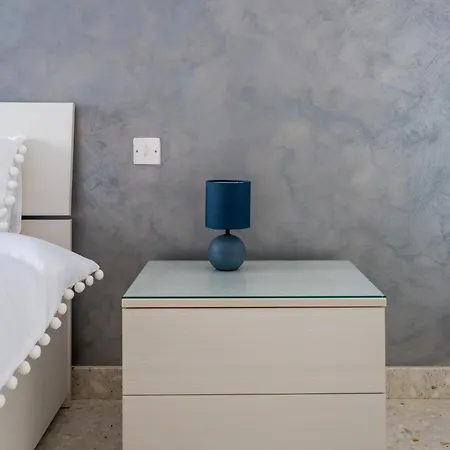 Spacious 3 Bedroom In The Heart Of St Julians Apartament *