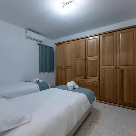 Spacious 3 Bedroom In The Heart Of St Julians * Saint Julian's