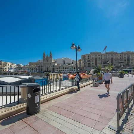 Apartament Spacious 3 Bedroom In The Heart Of St Julians