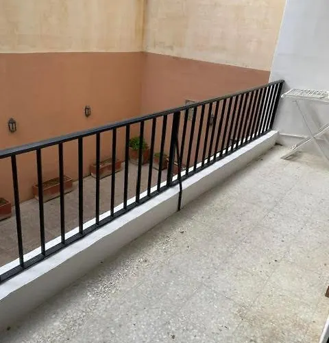 Spacious 3 Bedroom In The Heart Of St Julians 아파트 *