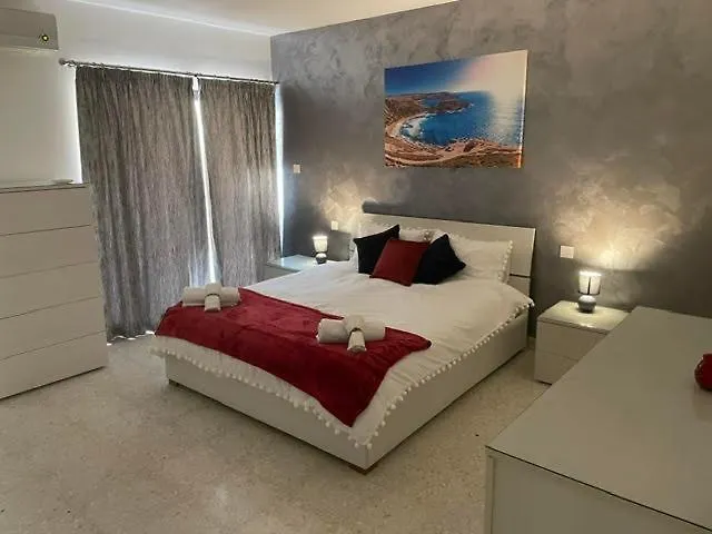 Spacious 3 Bedroom In The Heart Of St Julians 아파트 *