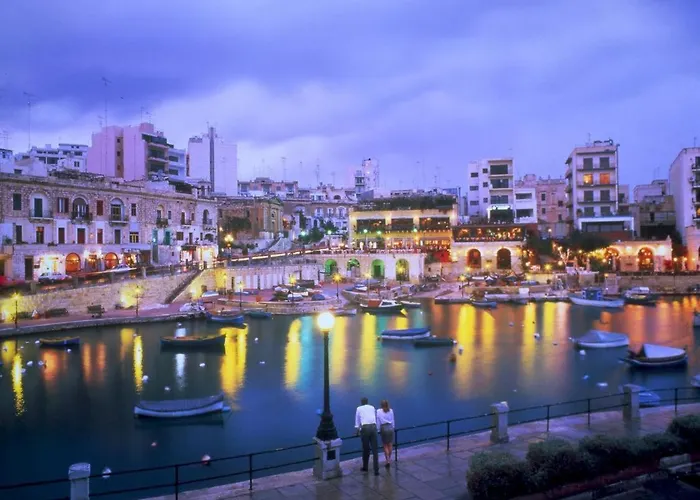 Spacious 3 Bedroom In The Heart Of St Julians 아파트 *