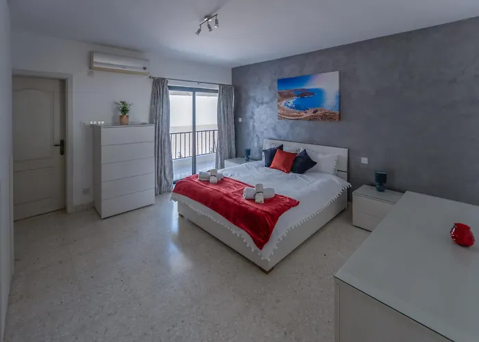 Spacious 3 Bedroom In The Heart Of St Julians Saint Julian's