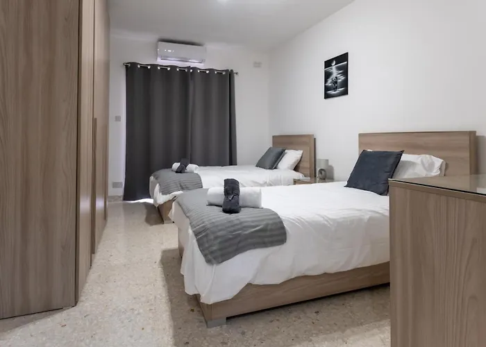 Spacious 3 Bedroom In The Heart Of St Julians * Saint Julian's