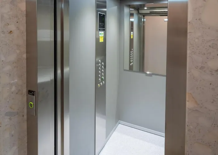 Spacious 3 Bedroom In The Heart Of St Julians 아파트 Saint Julian's