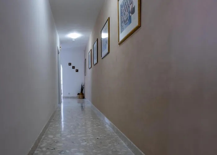 Spacious 3 Bedroom In The Heart Of St Julians 아파트