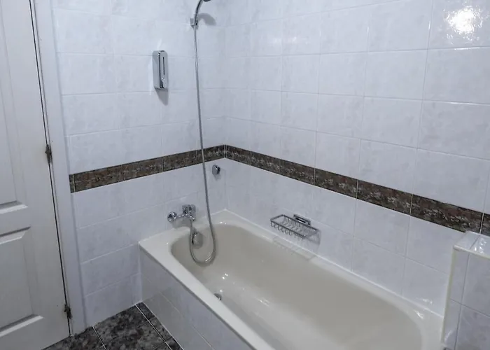 Spacious 3 Bedroom In The Heart Of St Julians *